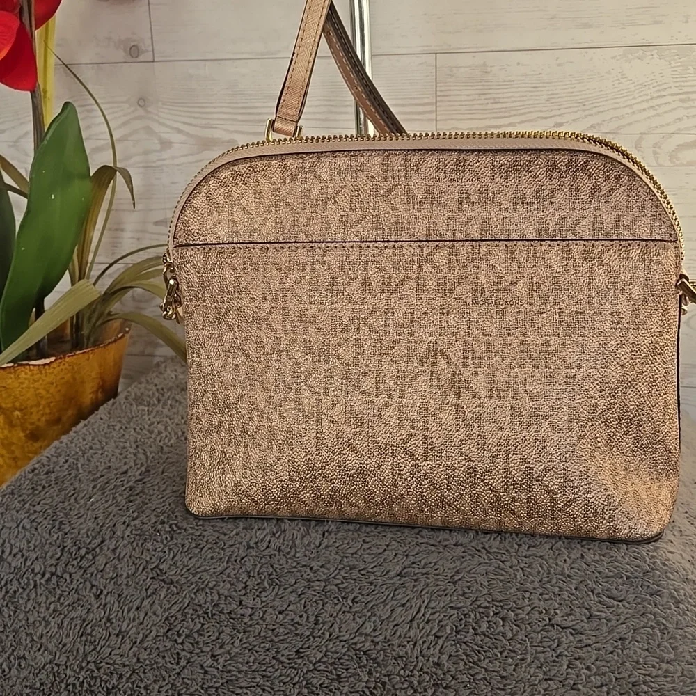 Michael Kors Cindy Dome Large Logo Pink Crossbody with Gold Hardware